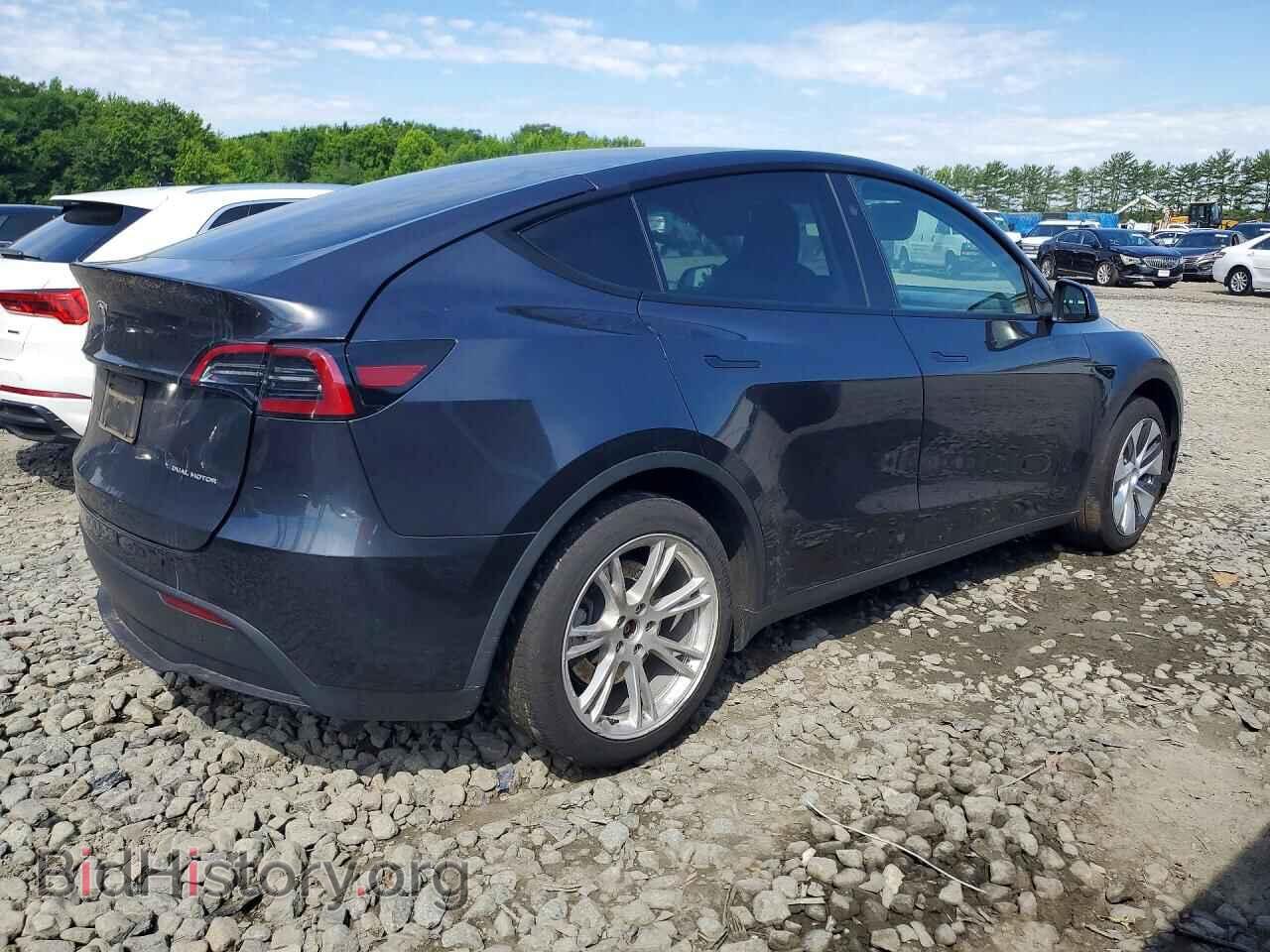 2024 TESLA MODEL Y - VIN: 7SAYGDEE8RF084984 - Фото 3