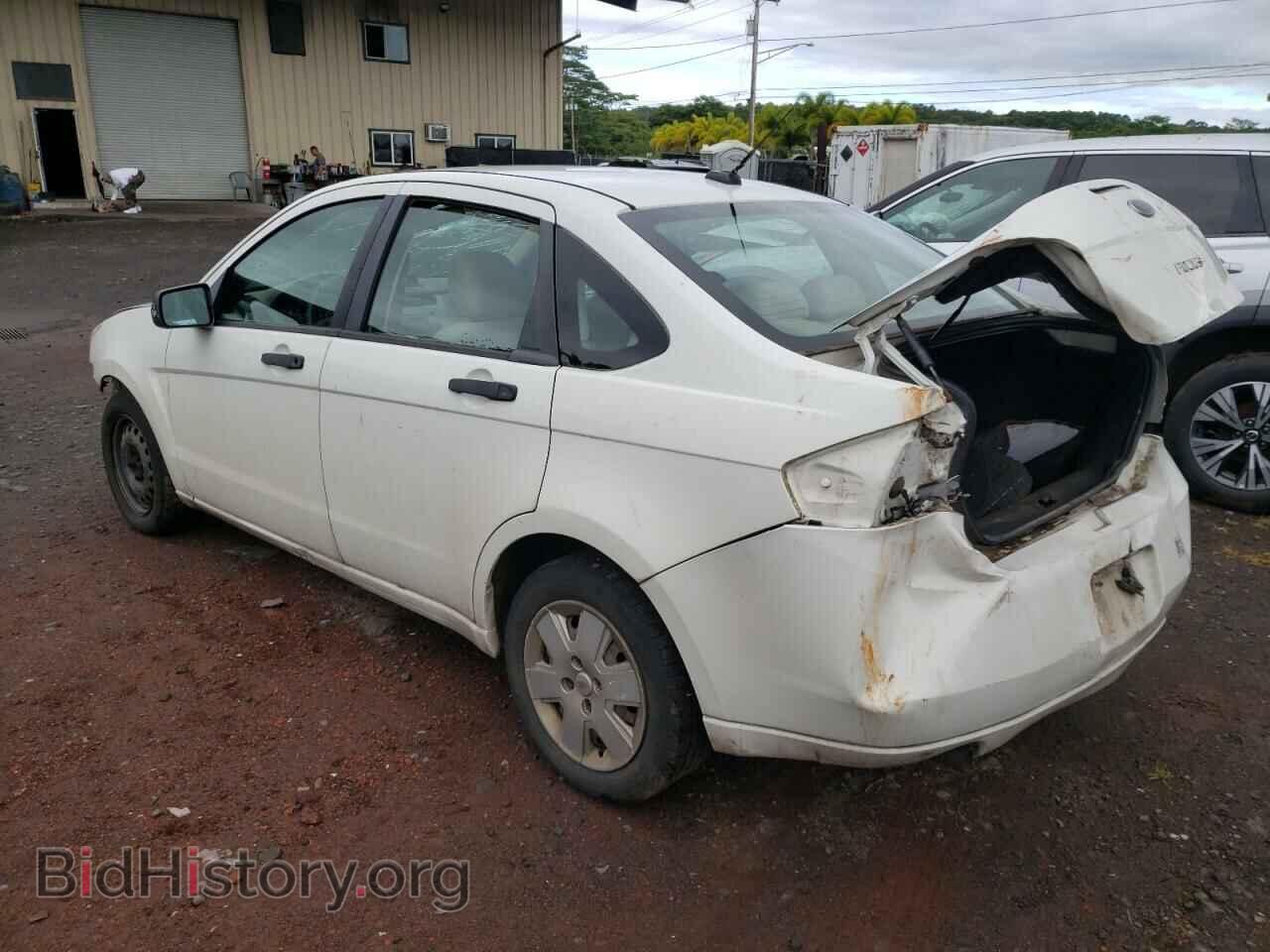 2011 FORD FOCUS - VIN: 1FAHP3EN5BW190761 - Фото 2