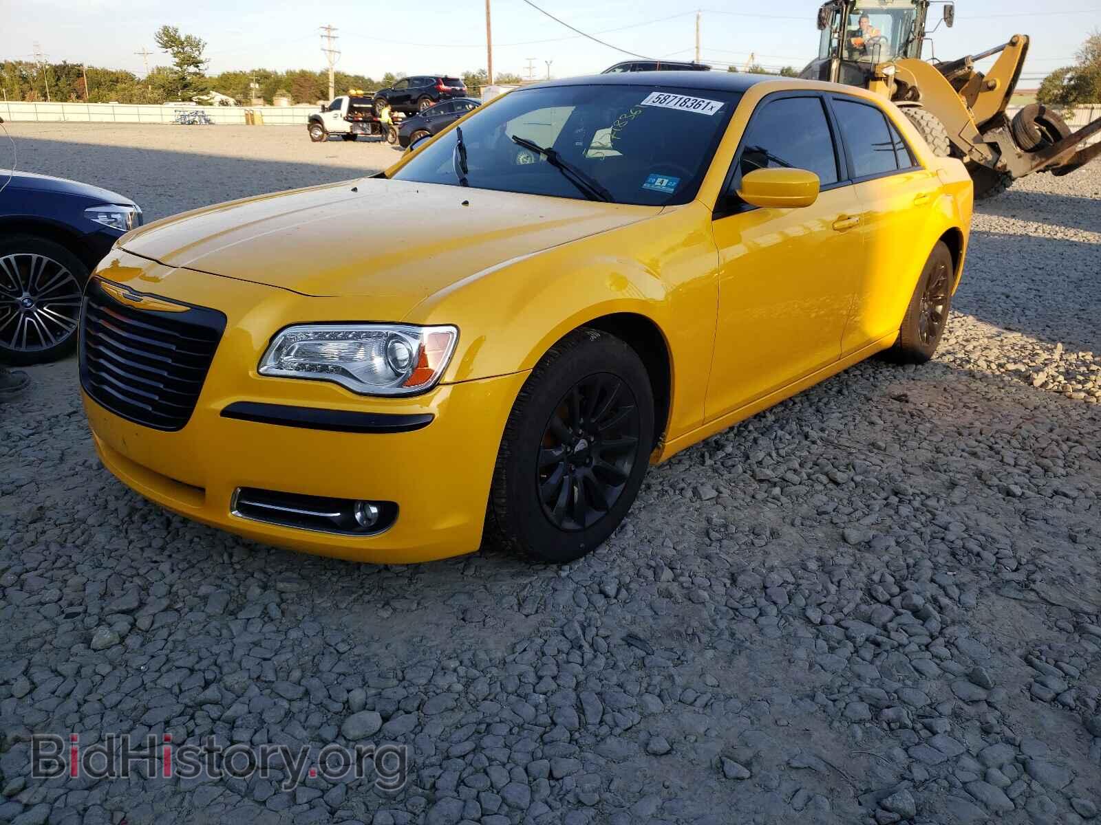 2013 CHRYSLER 300 - VIN: 2C3CCAAGXDH553248 - Фото 2