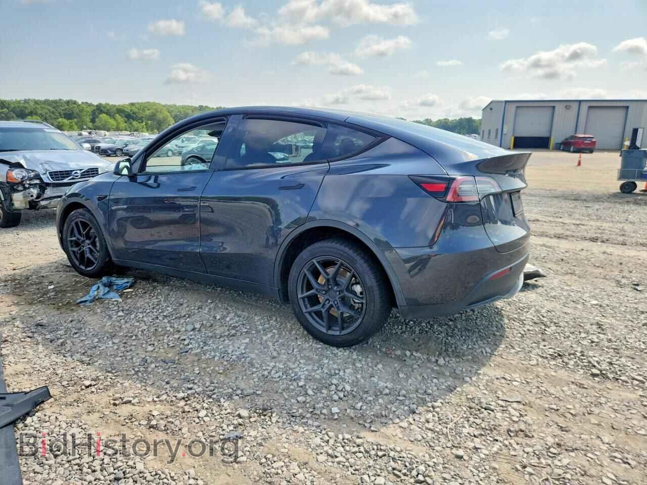 2024 TESLA MODEL Y - VIN: 7SAYGDEE3RF993411 - Photo 2
