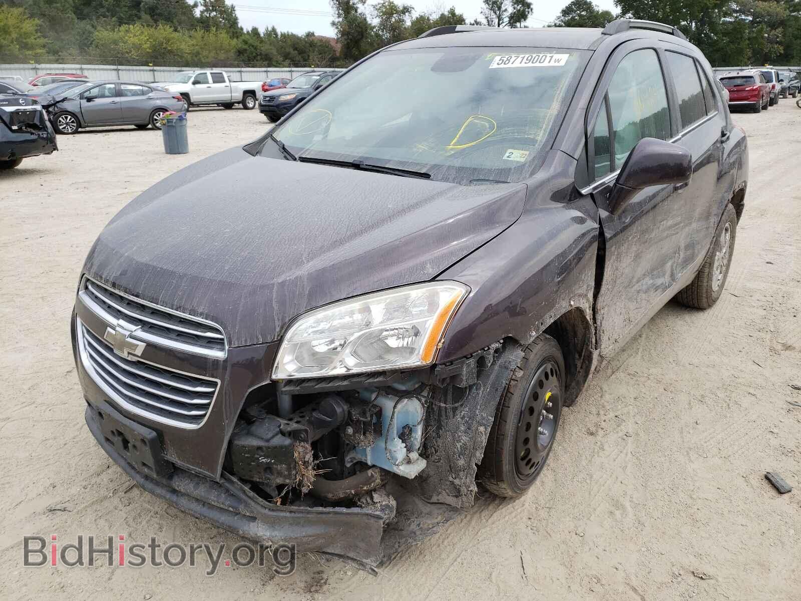 2016 CHEVROLET TRAX - VIN: 3GNCJLSB2GL116721 - Фото 2