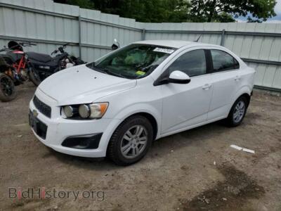 2013 Chevrolet SONIC LT, белый — VIN 1G1JC5SG2D4210285, Copart