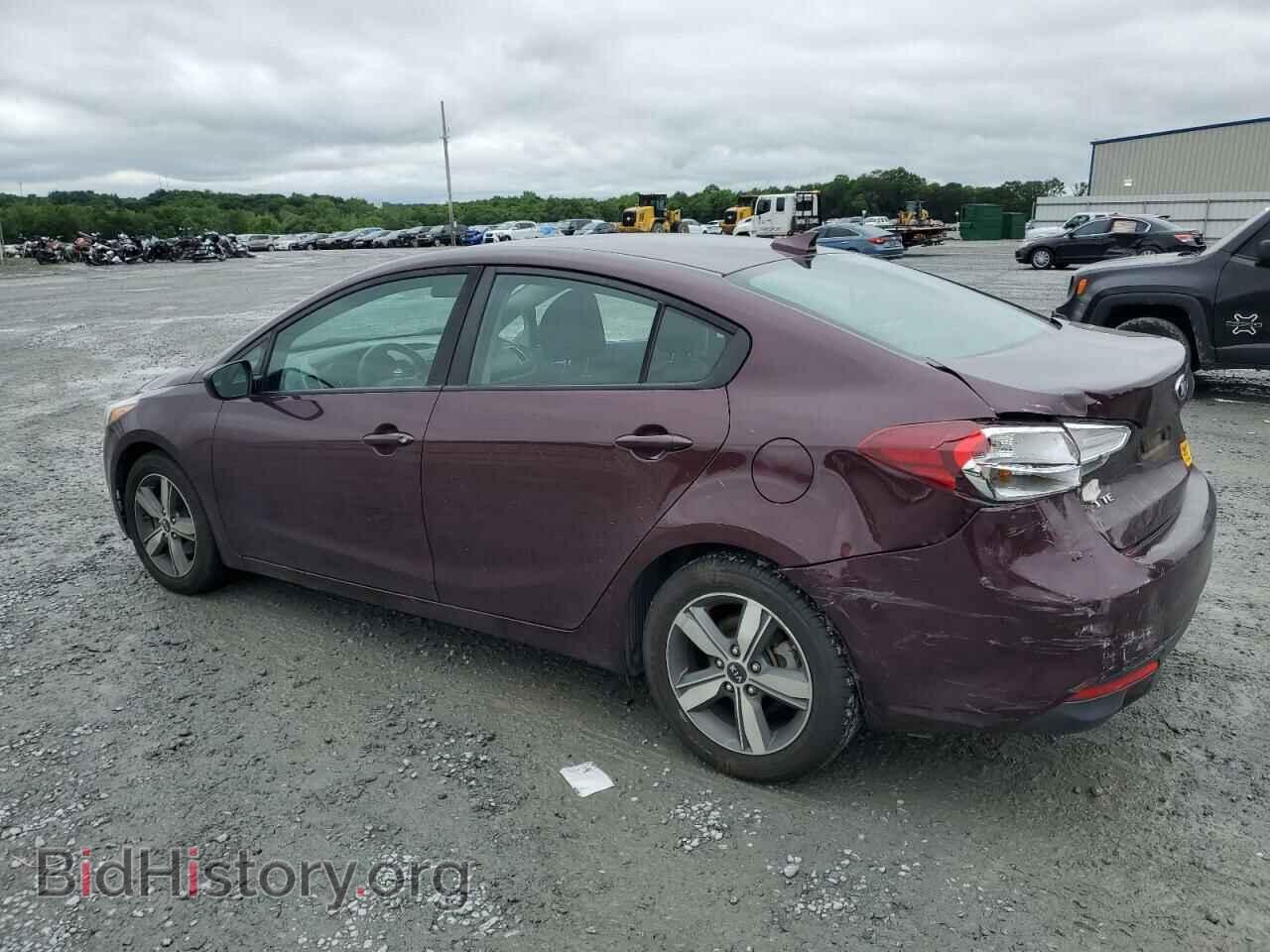 2018 KIA FORTE - VIN: 3KPFL4A77JE227991 - Фото 2