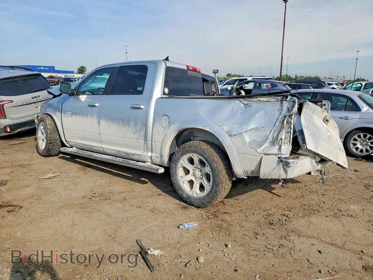 2016 RAM 1500 - VIN: 1C6RR7NG6GS207641 - Фото 2