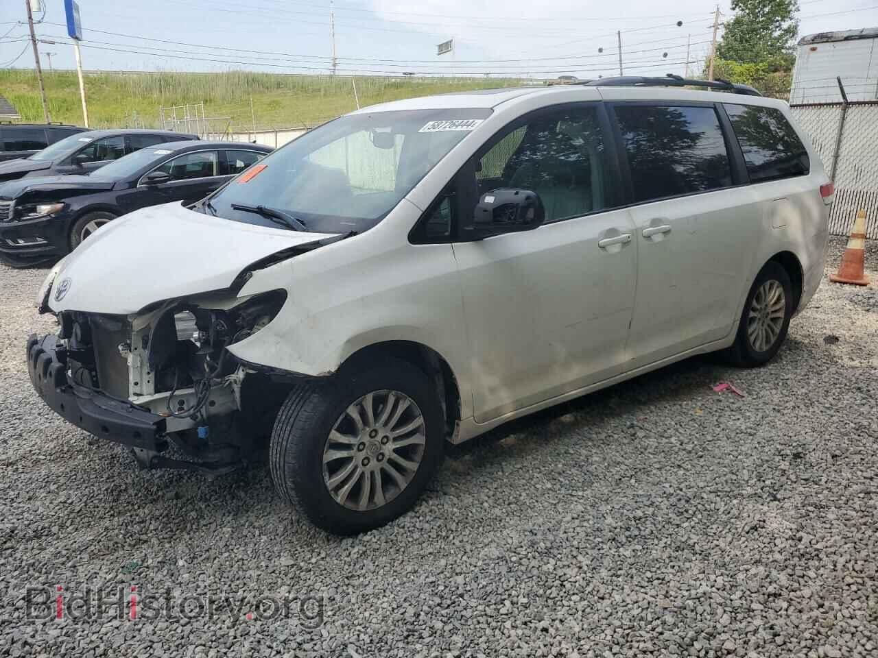 Фотография 5TDYK3DC2BS121857 - TOYOTA All Models 2011