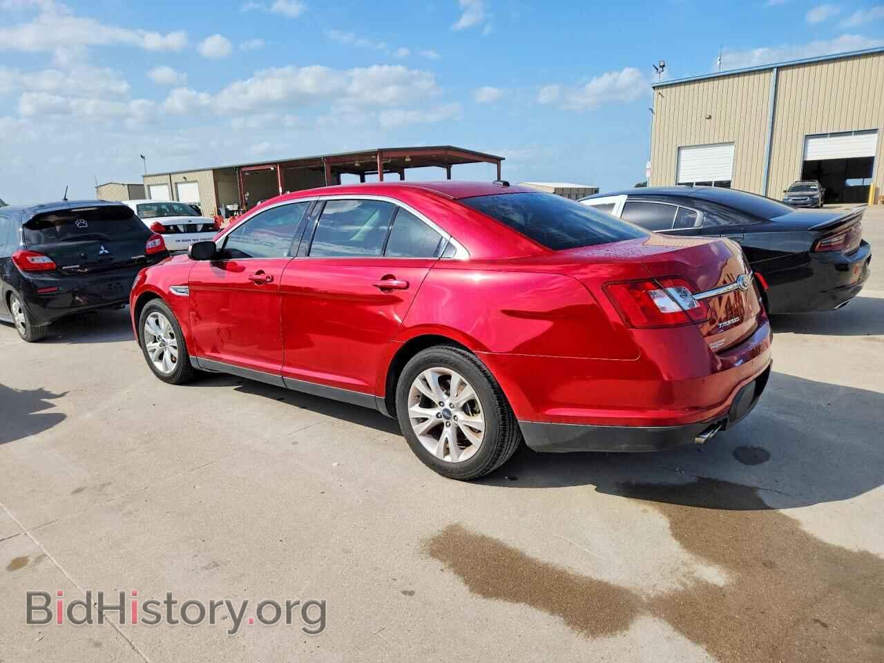 2011 FORD TAURUS - VIN: 1FAHP2EW2BG104318 - Photo 2