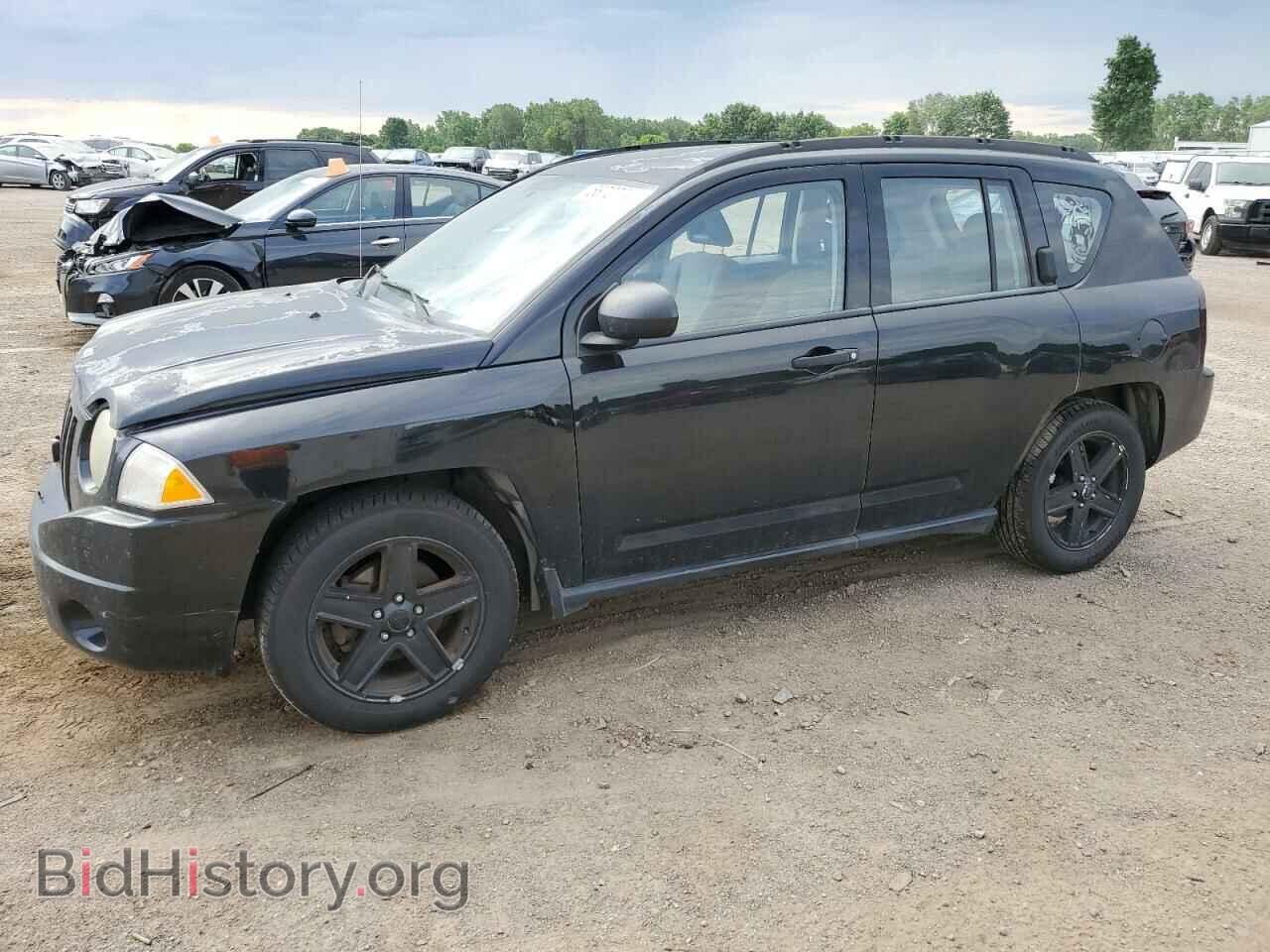 Фотография 1J8FF47W17D169501 - JEEP COMPASS 2007