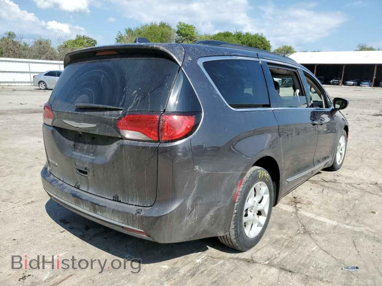 2017 CHRYSLER PACIFICA - VIN: 2C4RC1BG8HR584714 - Photo 4