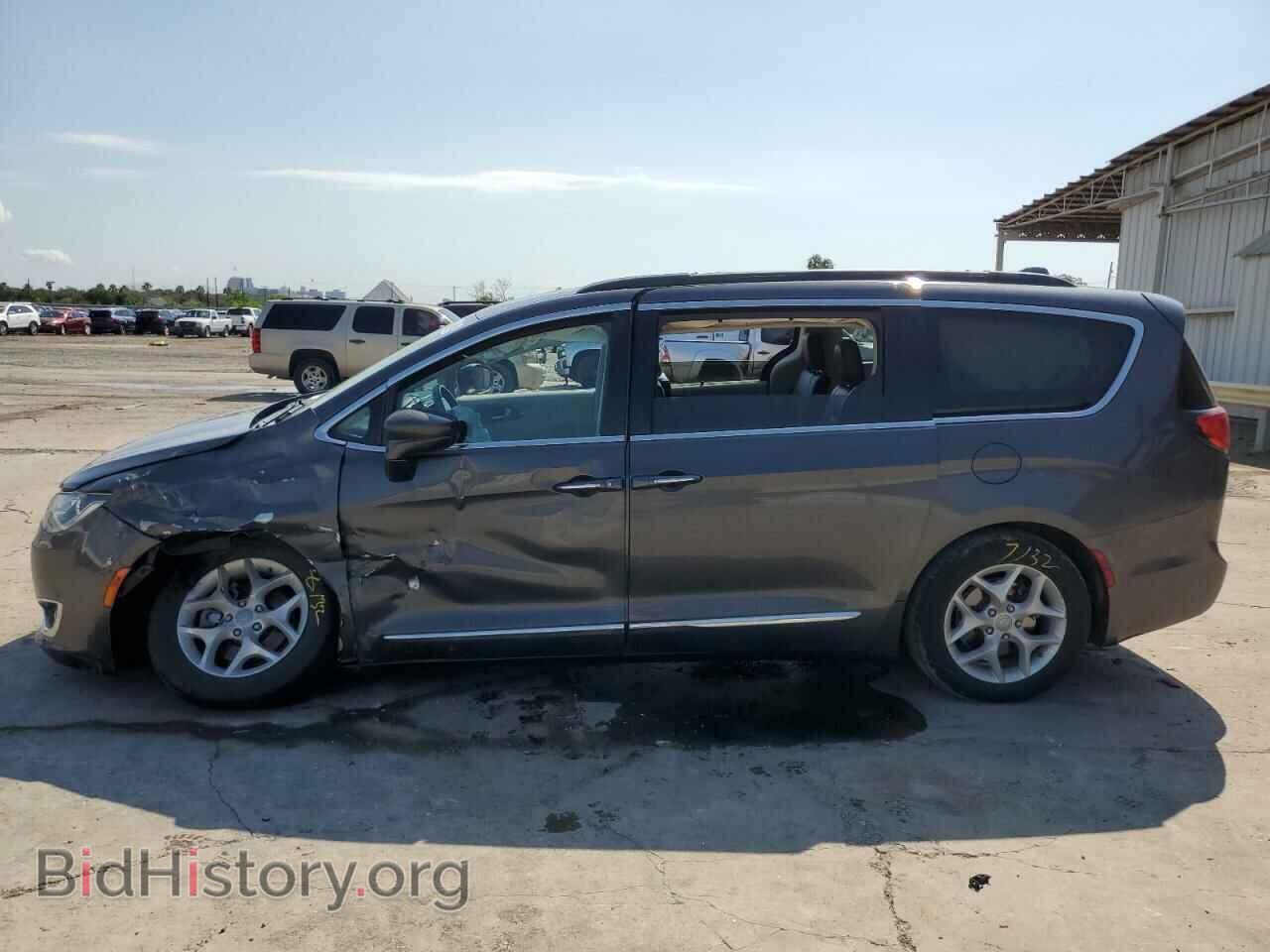 2017 CHRYSLER PACIFICA - VIN: 2C4RC1BG8HR584714 - Photo 9