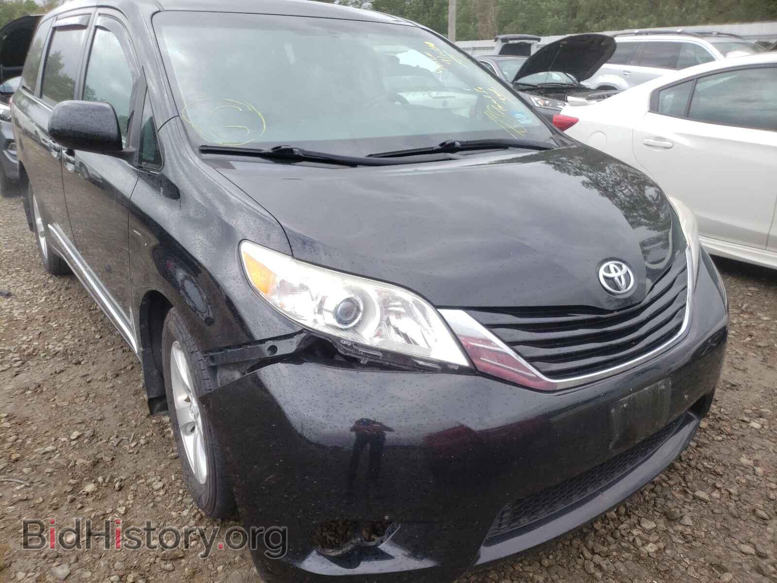 Photo 5TDKK3DC9FS674002 - TOYOTA SIENNA 2015