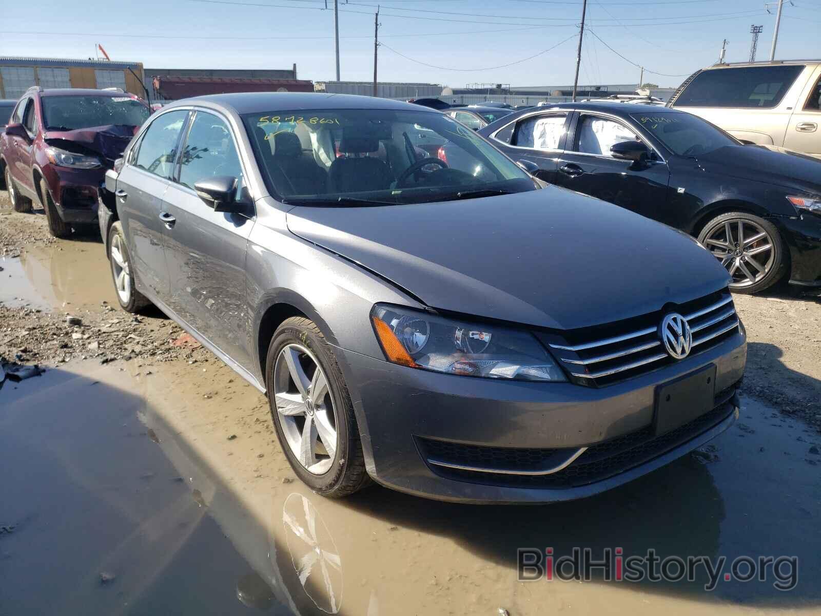 Photo 1VWBP7A39CC049705 - VOLKSWAGEN PASSAT 2012