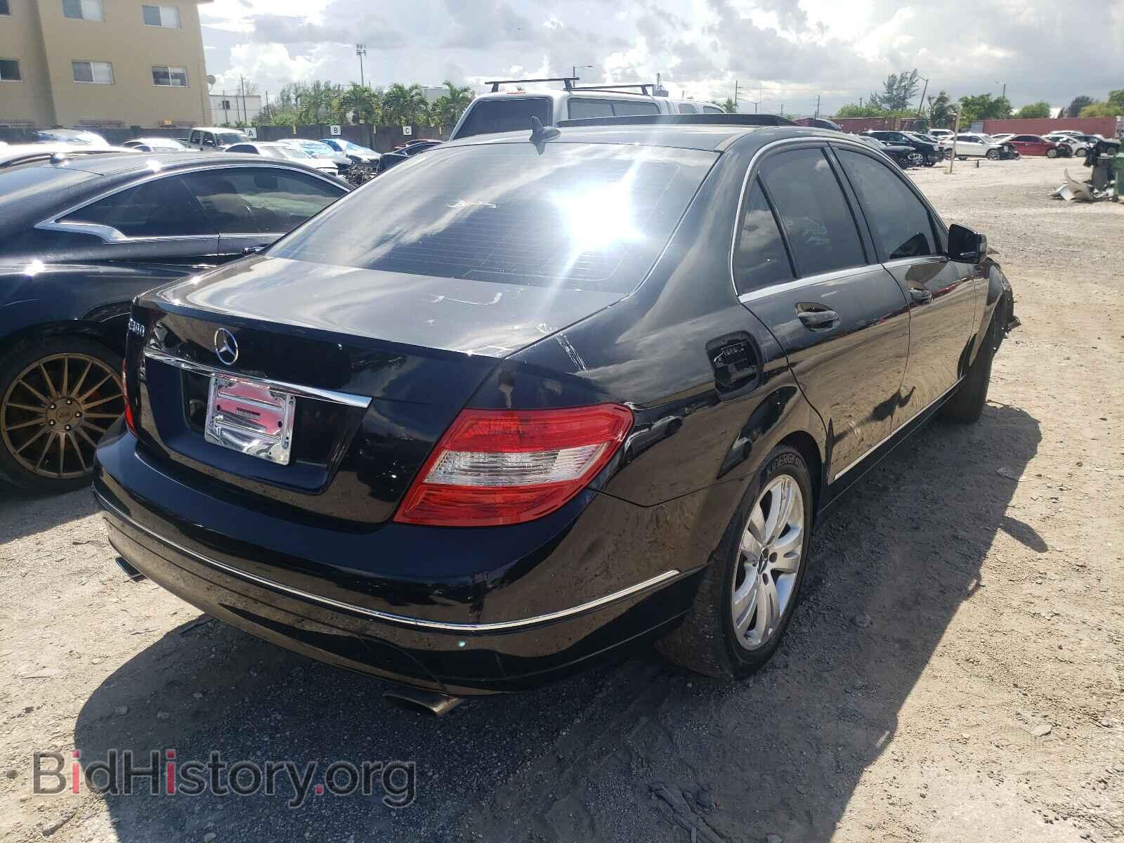 2011 MERCEDES-BENZ C-CLASS - VIN: WDDGF5EB7BR185656 - Фото 4