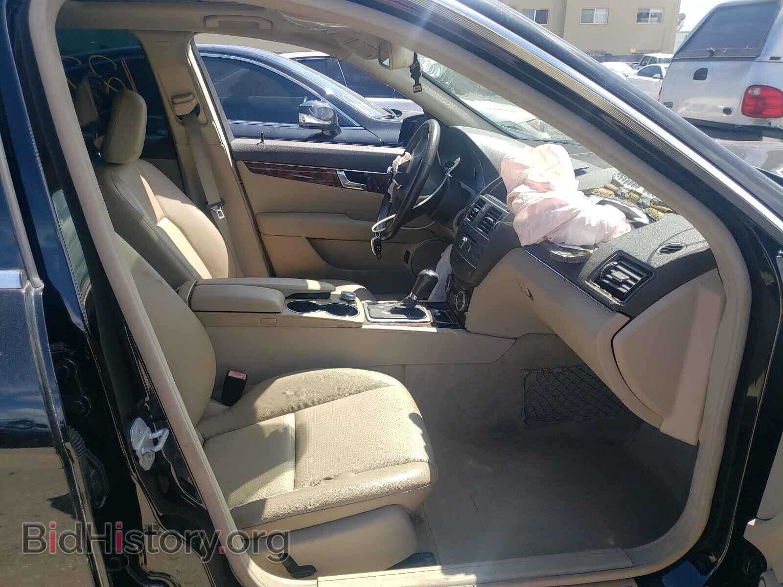 2011 MERCEDES-BENZ C-CLASS - VIN: WDDGF5EB7BR185656 - Фото 5