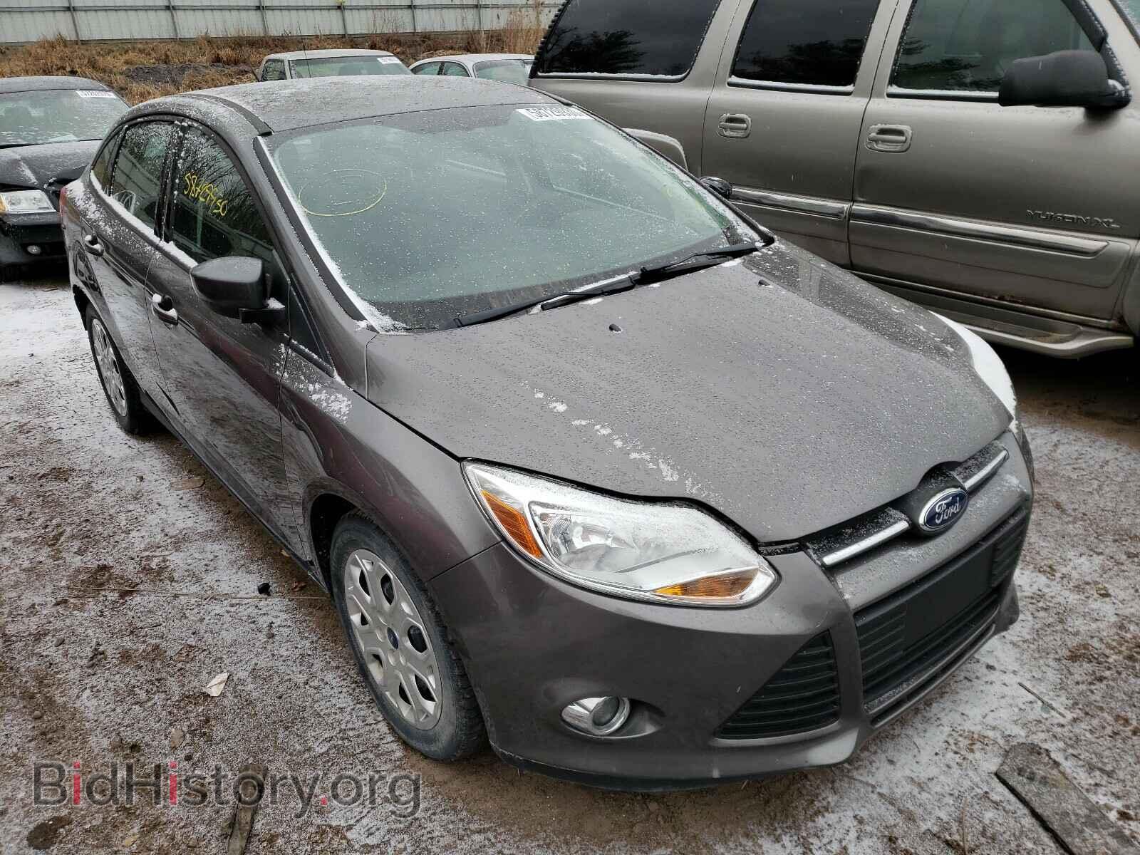 Photo 1FAHP3F28CL272362 - FORD FOCUS 2012