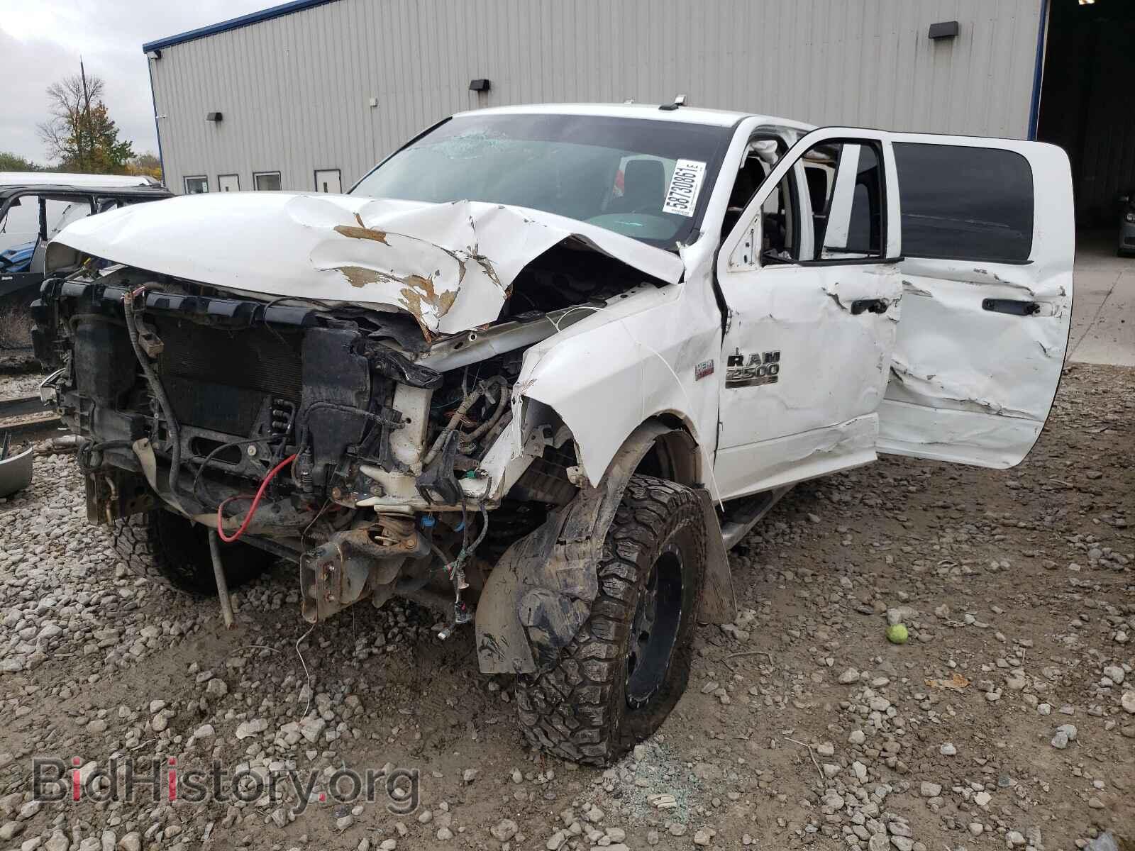 2014 RAM 2500 - VIN: 3C6TR5CT9EG230605 - Photo 2