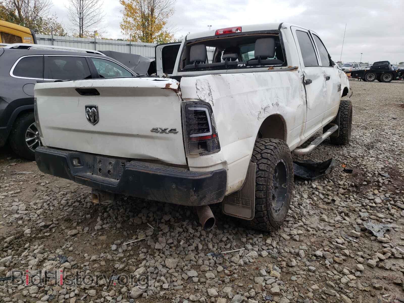 2014 RAM 2500 - VIN: 3C6TR5CT9EG230605 - Photo 4