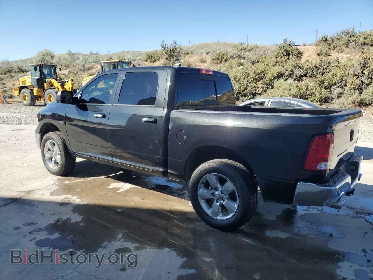 2017 RAM 1500 - VIN: 1C6RR7LM2HS882476 - Photo 2
