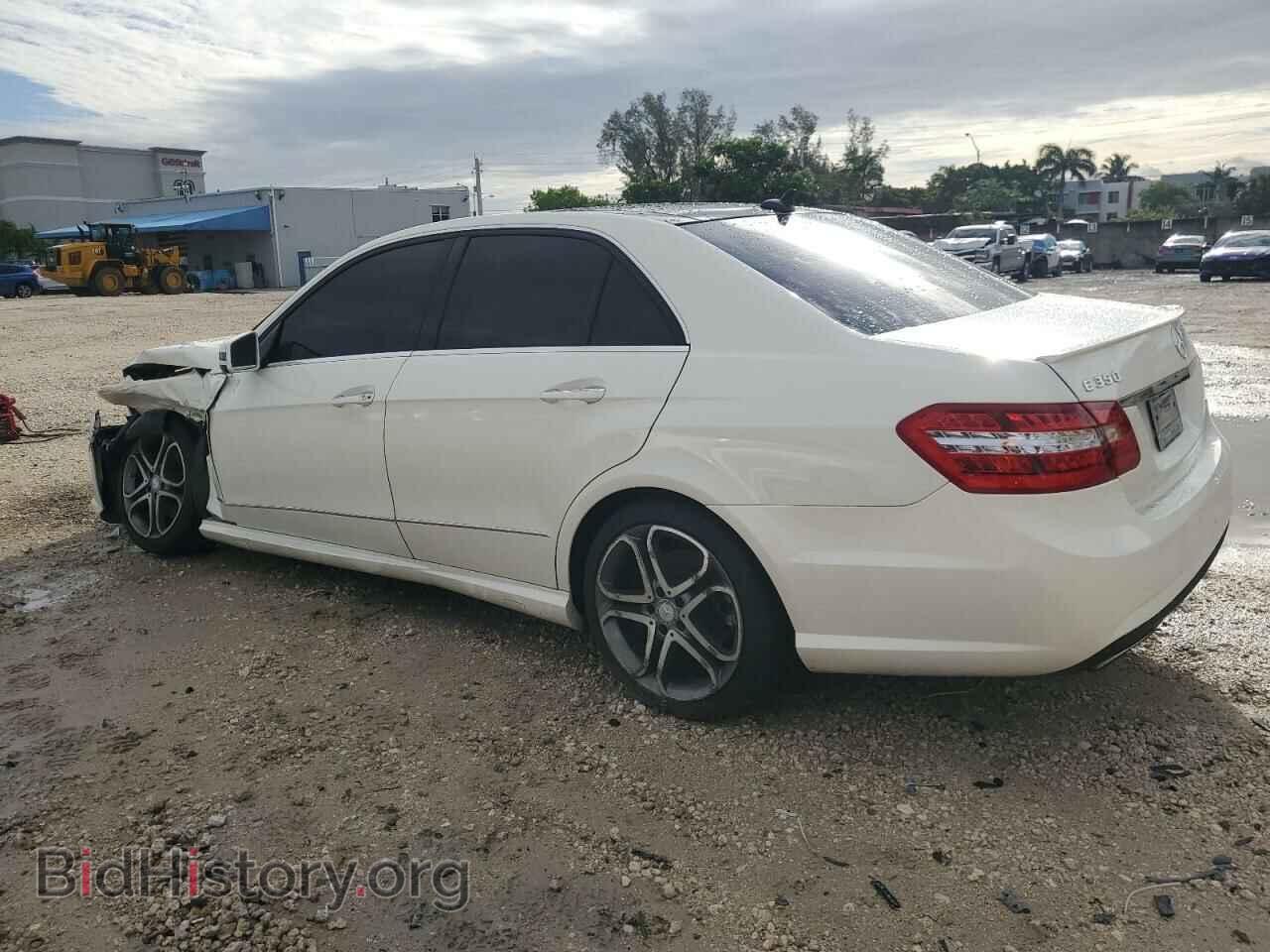 2013 MERCEDES-BENZ E-CLASS - VIN: WDDHF5KB3DA695495 - Фото 2