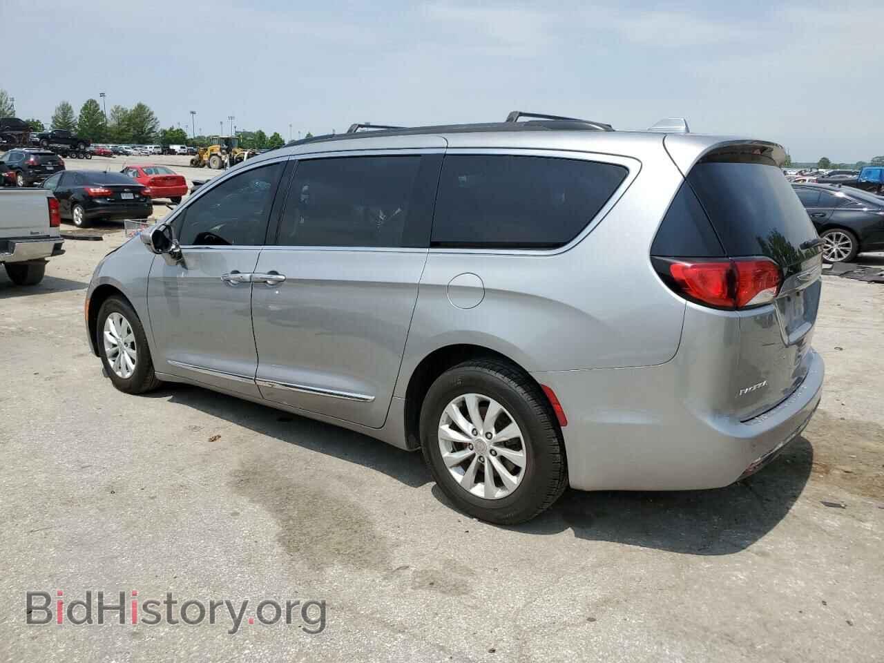 2017 CHRYSLER PACIFICA - VIN: 2C4RC1BG5HR642584 - Фото 2
