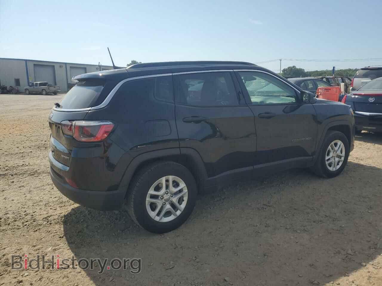 2019 JEEP COMPASS - VIN: 3C4NJCAB1KT726248 - Фото 3