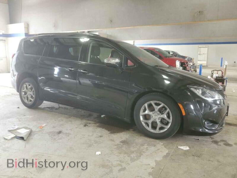 2018 Chrysler PACIFICA (VIN 2C4RC1GG2JR149279) — photo 4 of 14