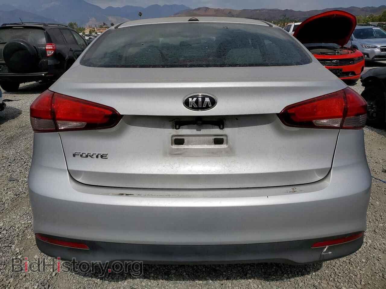 2017 KIA FORTE - VIN: 3KPFK4A72HE142876 - Фото 6