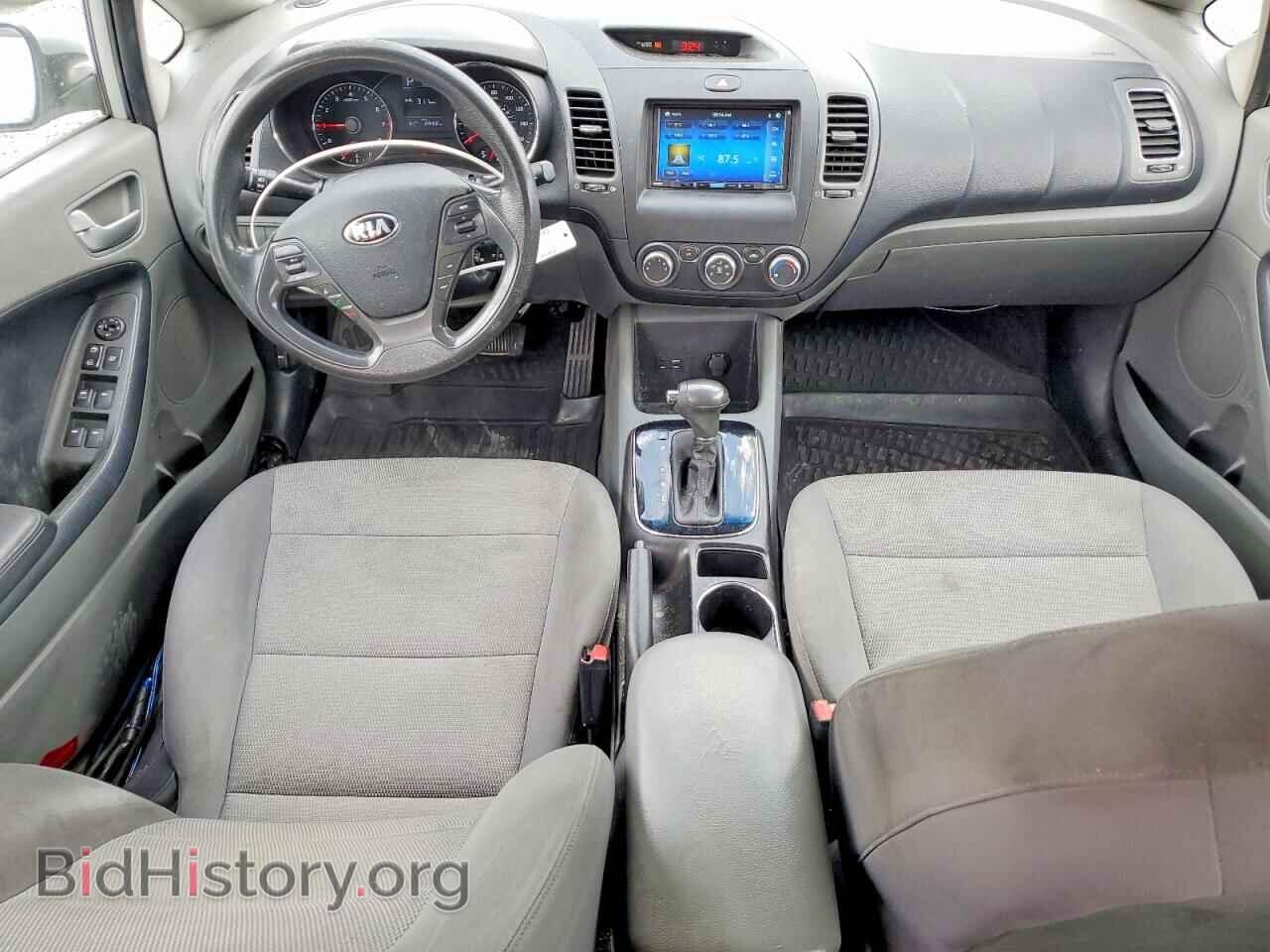2017 KIA FORTE - VIN: 3KPFK4A72HE142876 - Фото 8