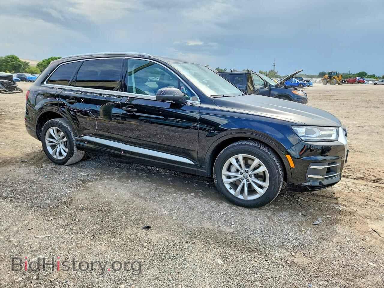 2017 AUDI Q7 - VIN: WA1LAAF70HD048150 - Photo 4