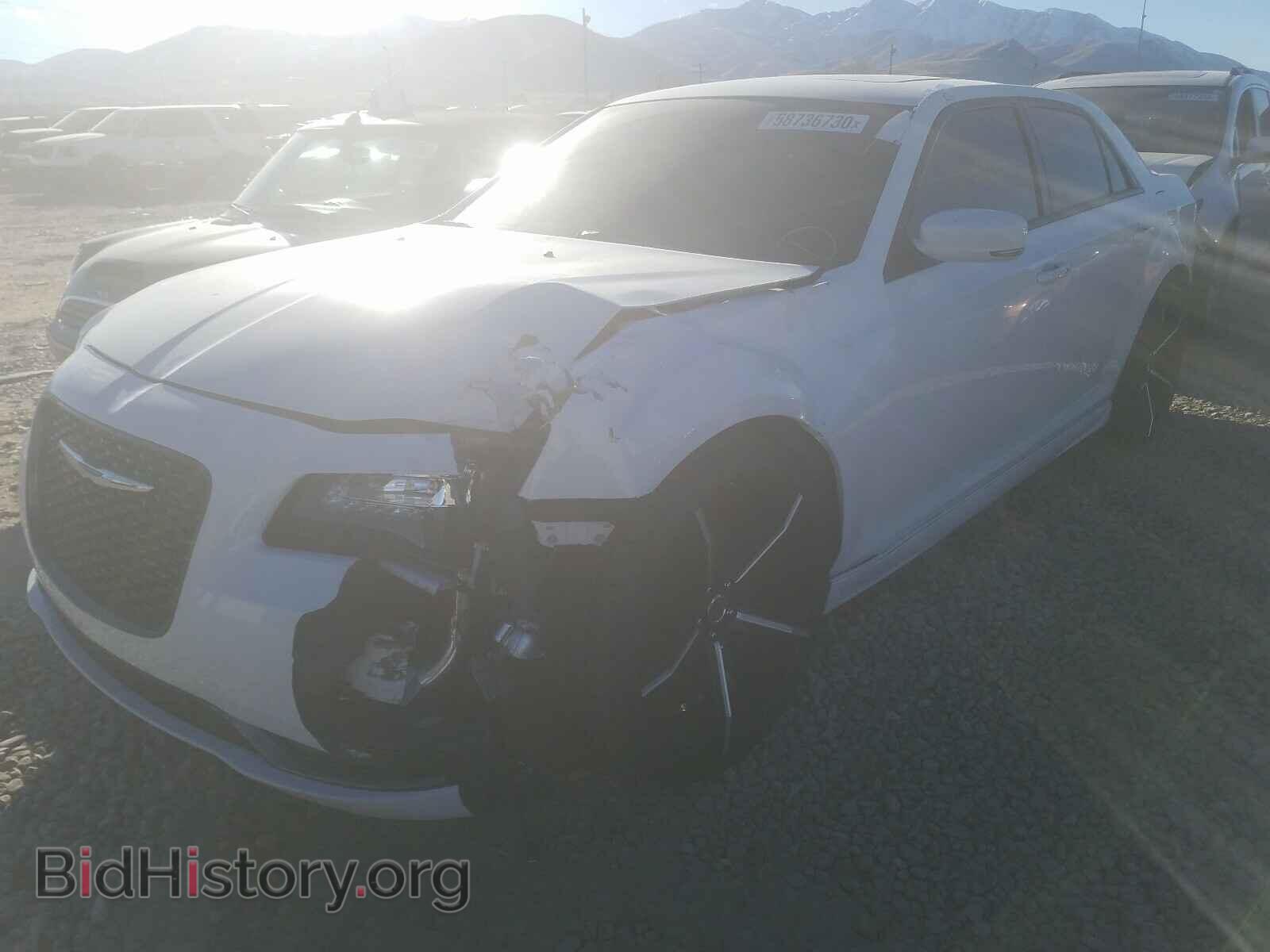 2015 CHRYSLER 300 - VIN: 2C3CCABG1FH849082 - Фото 2