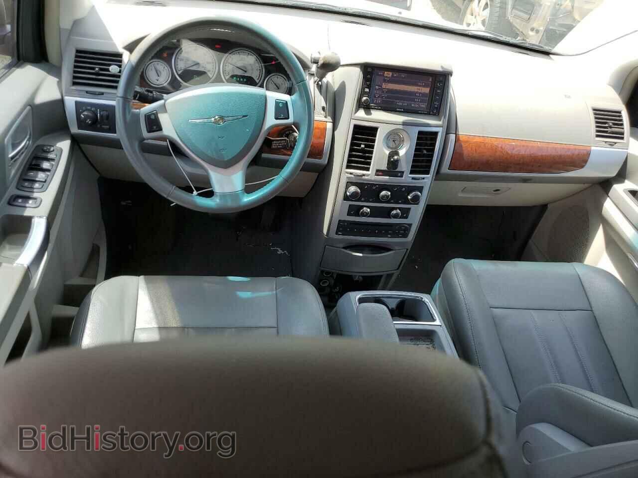2008 CHRYSLER MINIVAN - VIN: 2A8HR54P28R795737 - Photo 8