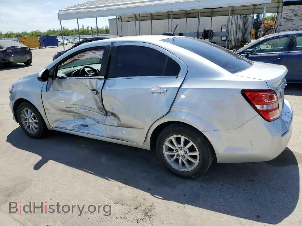 2019 CHEVROLET SONIC - VIN: 1G1JD5SB9K4145790 - Фото 2