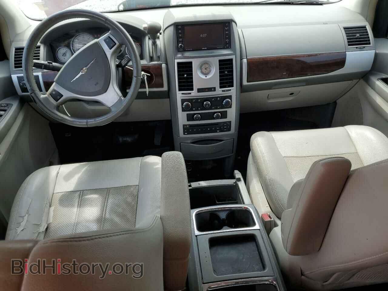 2009 CHRYSLER MINIVAN - VIN: 2A8HR54X49R676640 - Фото 8