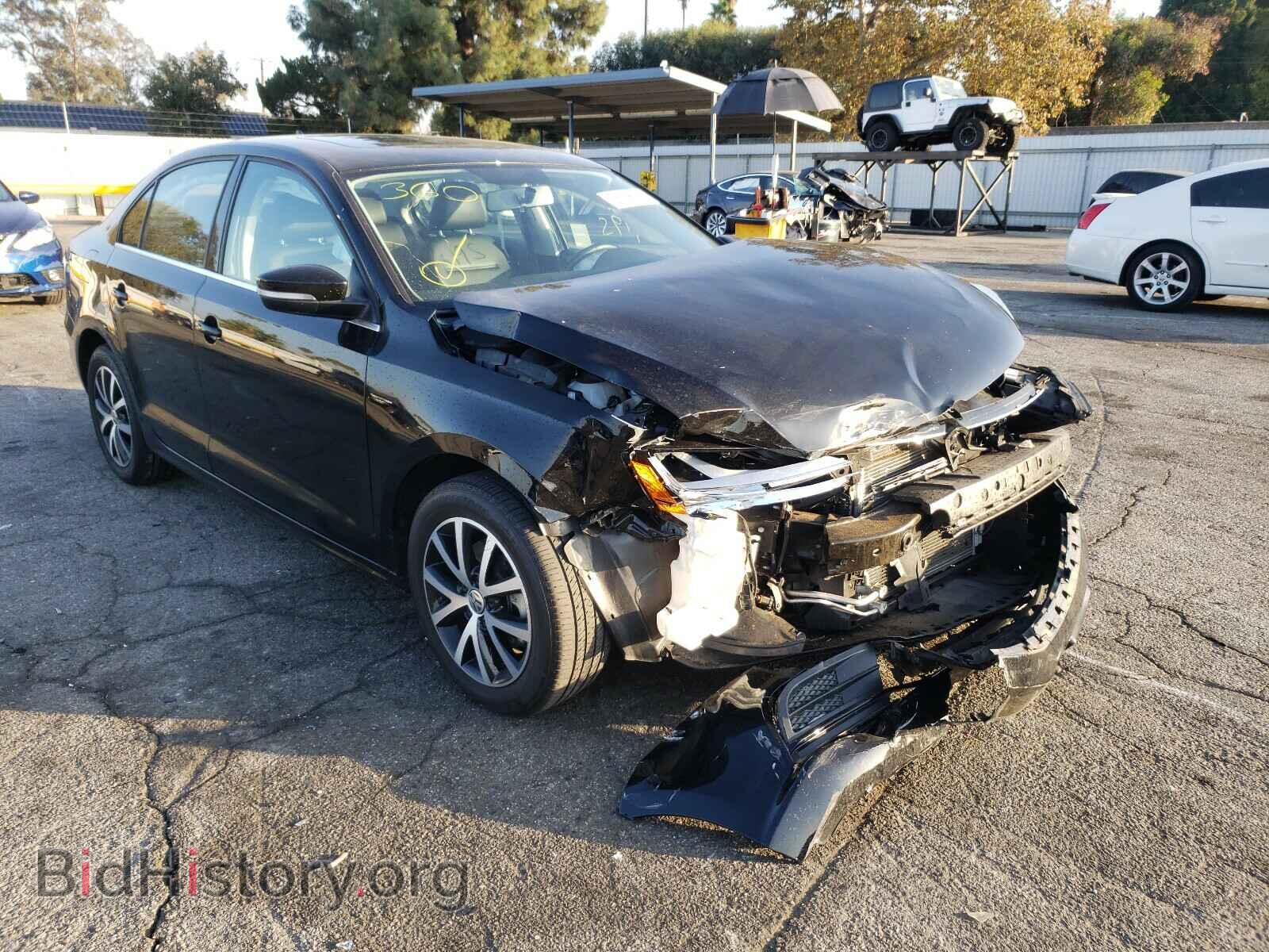 Фотография 3VWDB7AJ3HM415251 - VOLKSWAGEN JETTA 2017