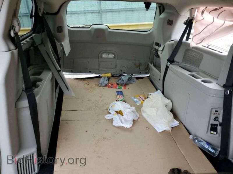 2014 Chrysler MINIVAN (VIN 2C4RC1CGXER251408) — photo 10 of 14