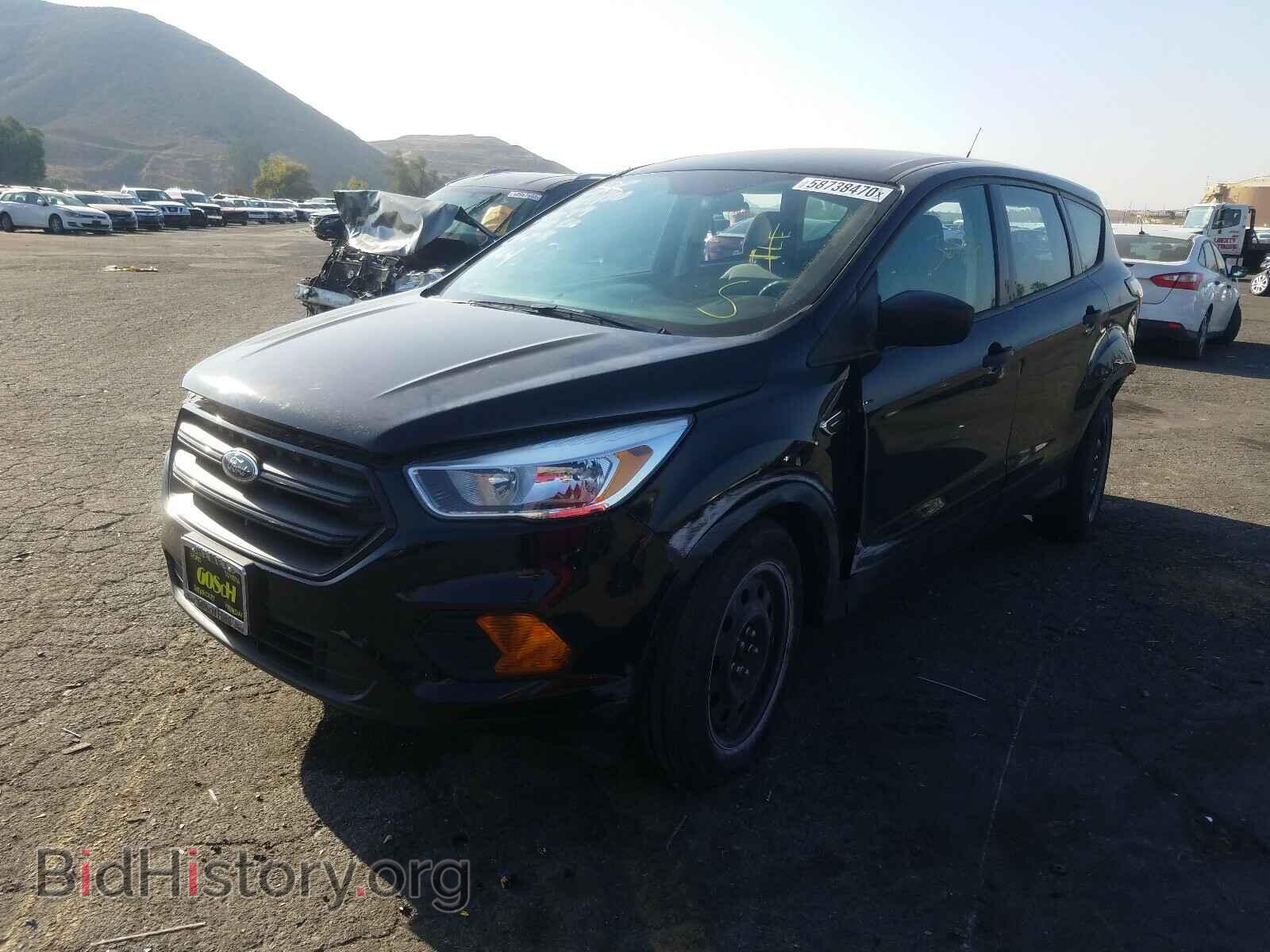 2017 Ford ESCAPE (VIN 1FMCU0F75HUC67463) — фото 2 из 10