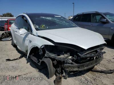 2017 Tesla MODEL X, белый — VIN 5YJXCDE26HF053984, Copart