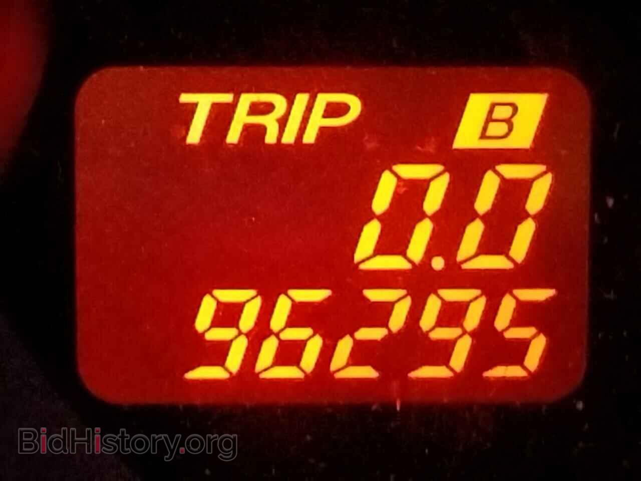 2006 MAZDA MAZDA3 - VIN: JM1BK343561539659 - Фото 8