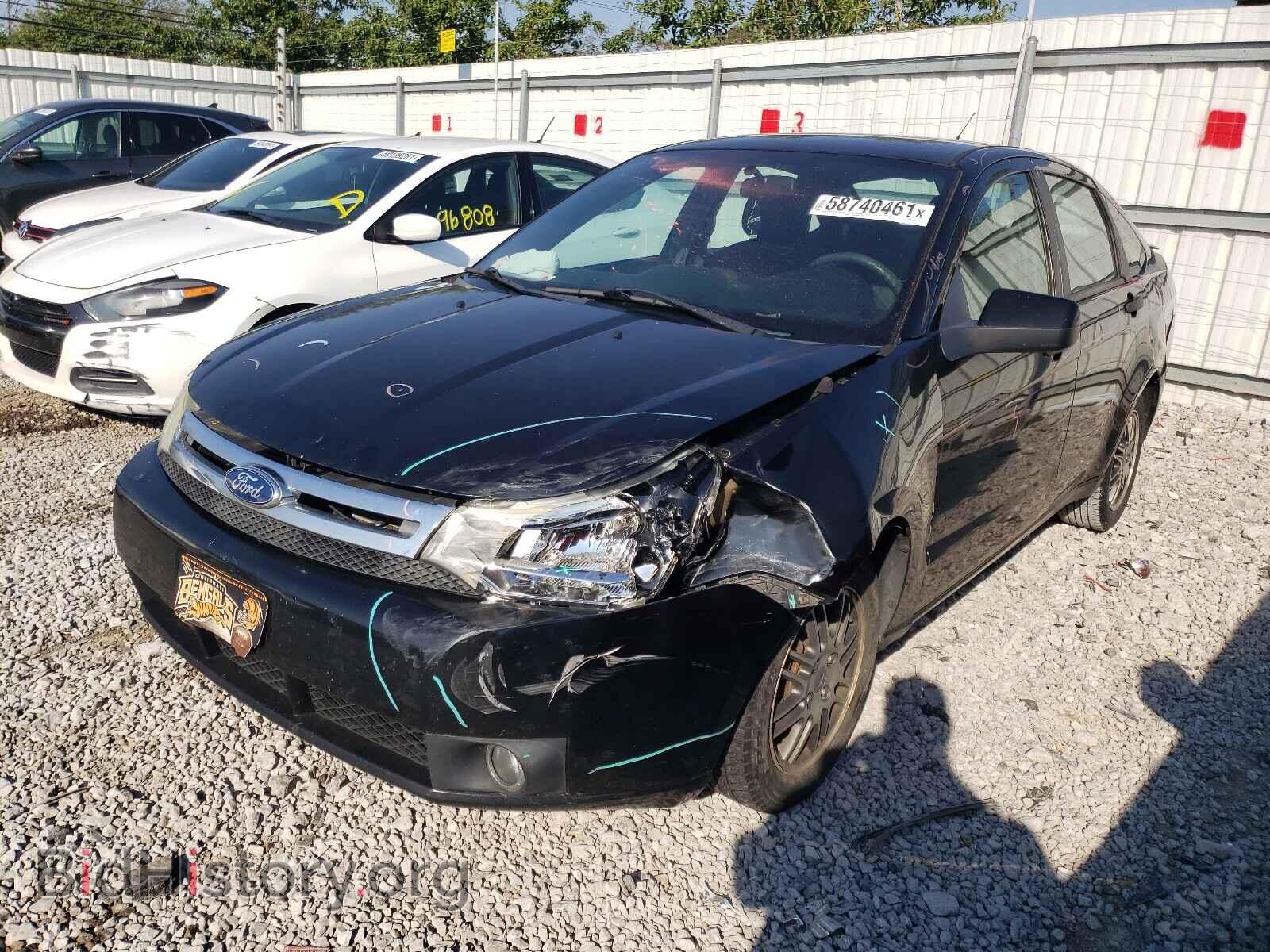 2011 FORD FOCUS - VIN: 1FAHP3FN0BW162414 - Фото 2