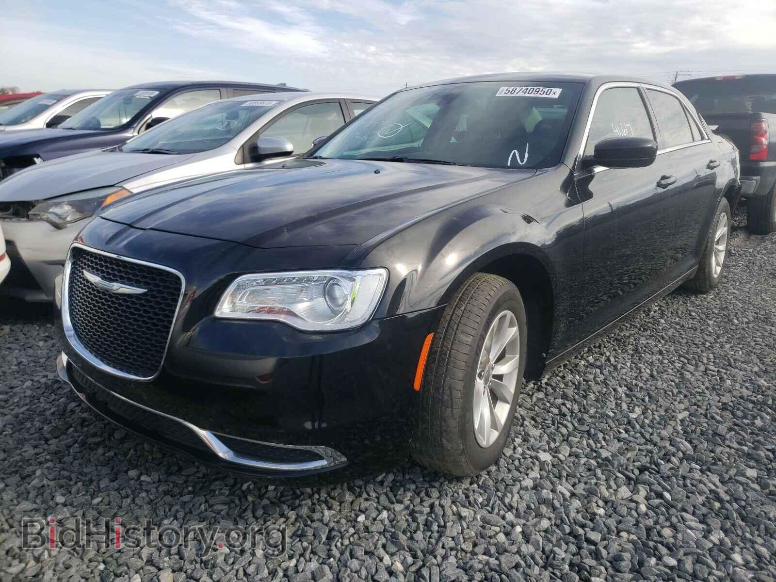 2016 CHRYSLER 300 - VIN: 2C3CCAAGXGH164257 - Фото 2