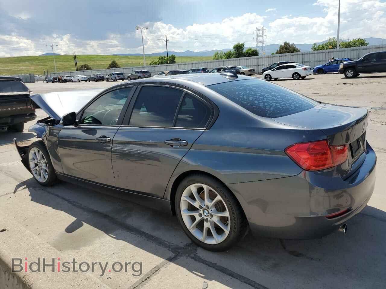 2014 BMW 3 SERIES - VIN: WBA3B1C56EP679952 - Фото 2