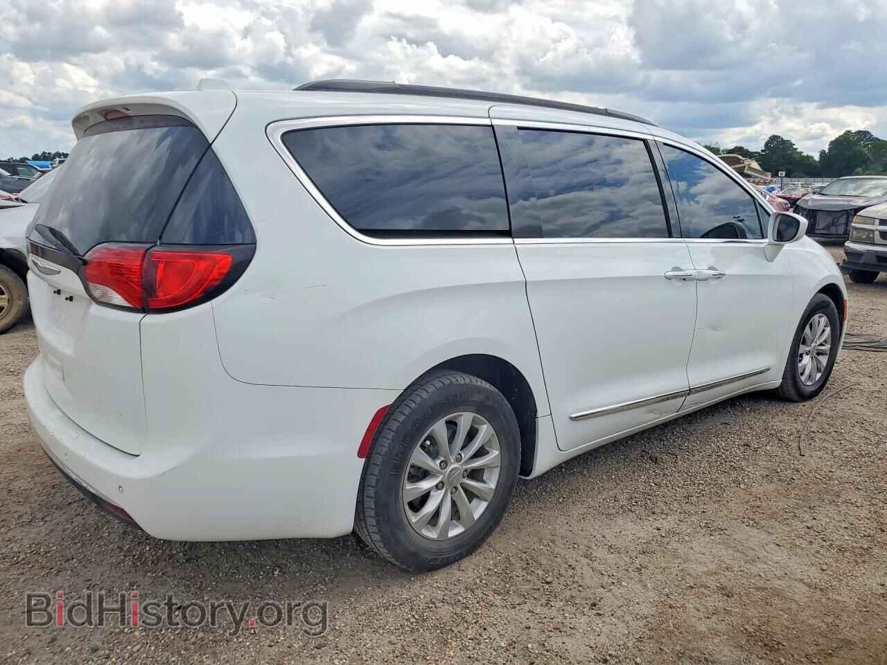 2017 CHRYSLER PACIFICA - VIN: 2C4RC1BG5HR739302 - Photo 3