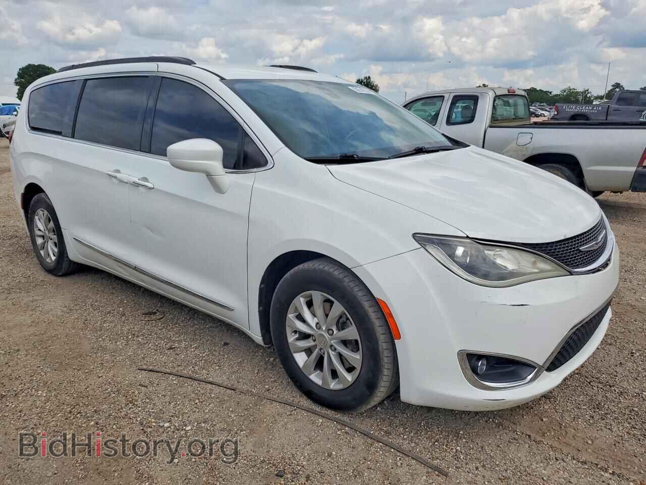2017 CHRYSLER PACIFICA - VIN: 2C4RC1BG5HR739302 - Photo 4