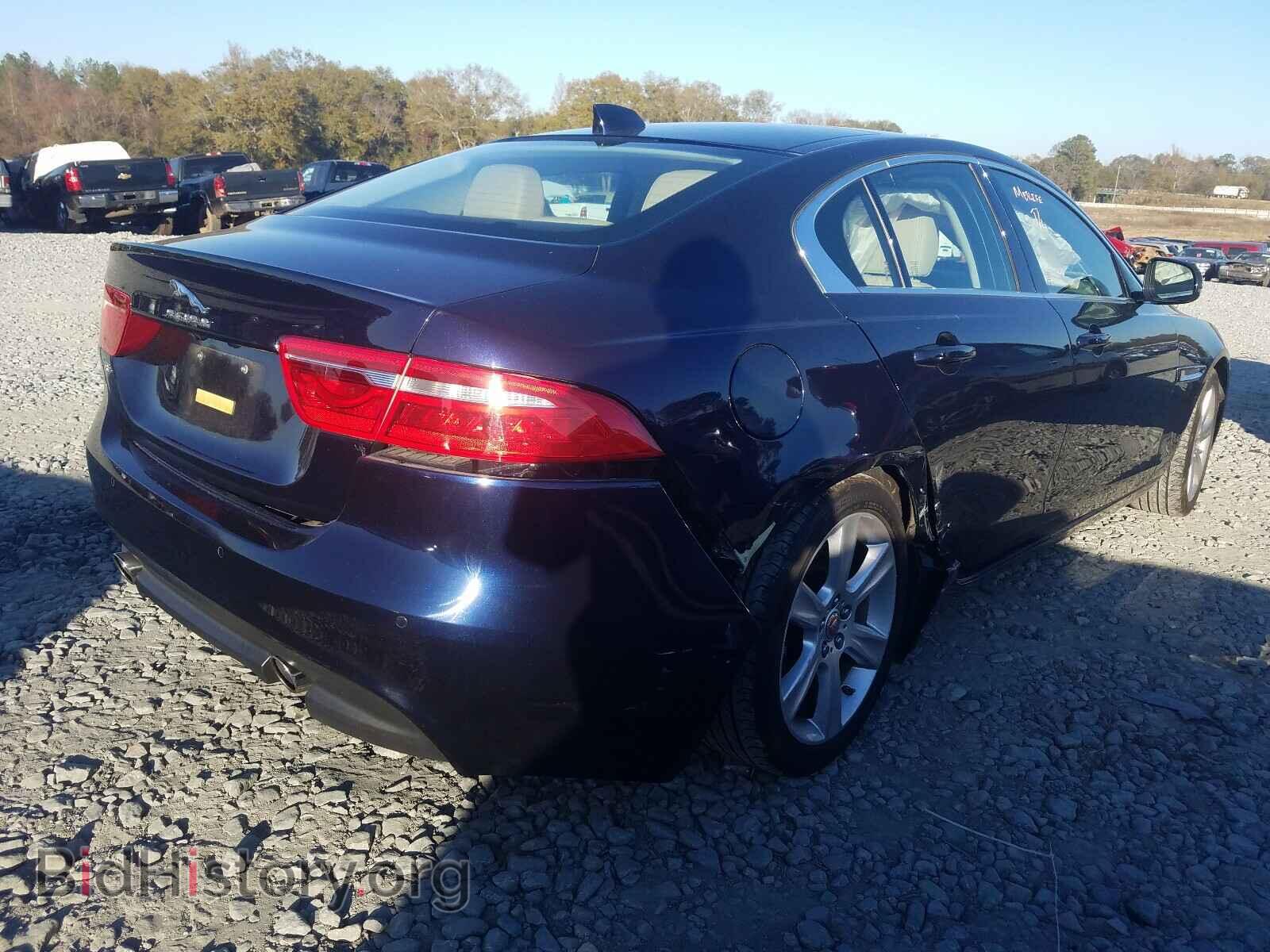 2017 JAGUAR XE - VIN: SAJAE4BG6HA961006 - Фото 4