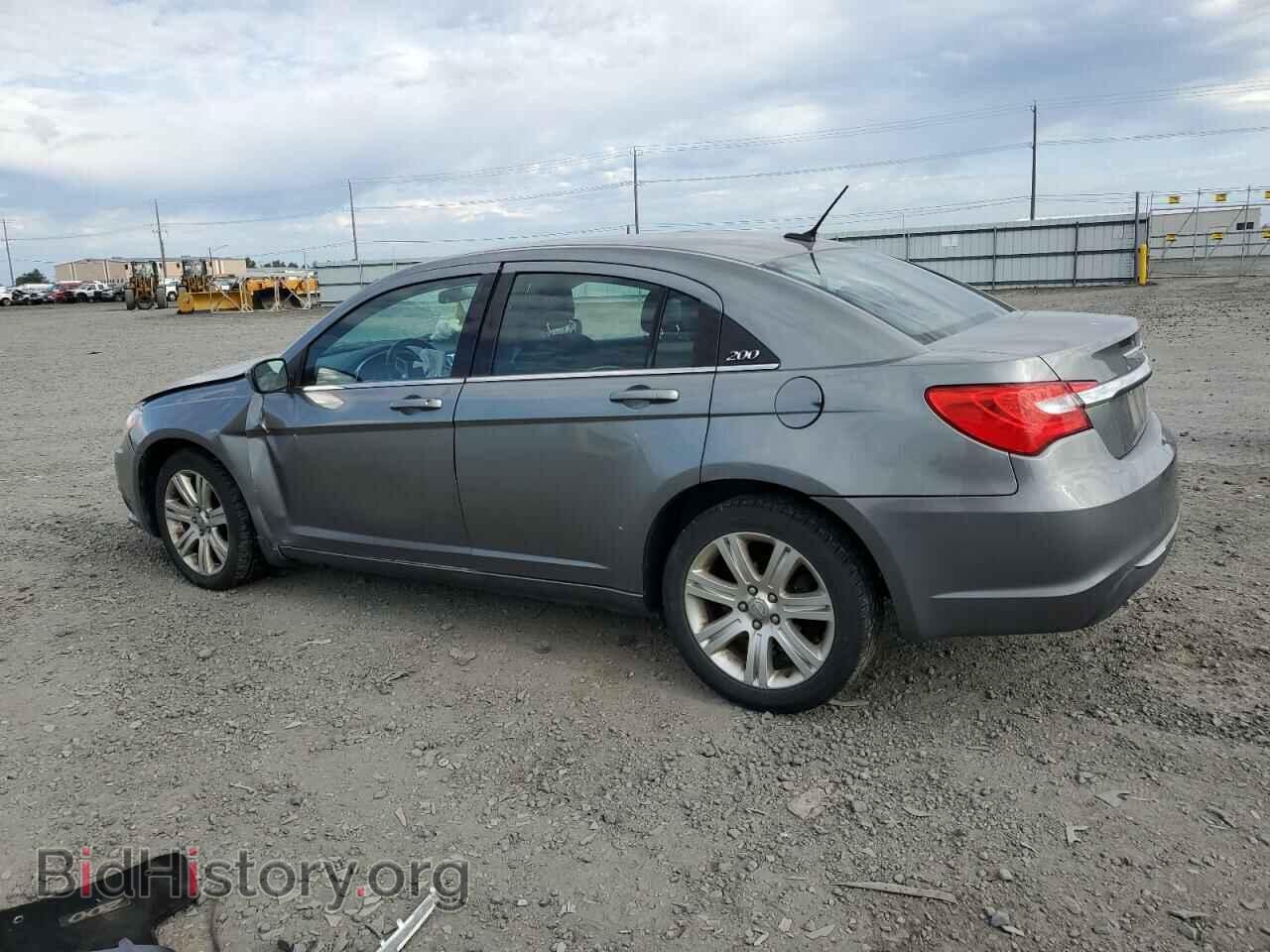 2012 CHRYSLER 200 - VIN: 1C3CCBBB1CN124689 - Фото 2