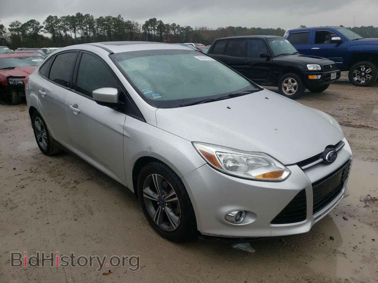 Photo 1FAHP3F23CL352667 - FORD FOCUS 2012