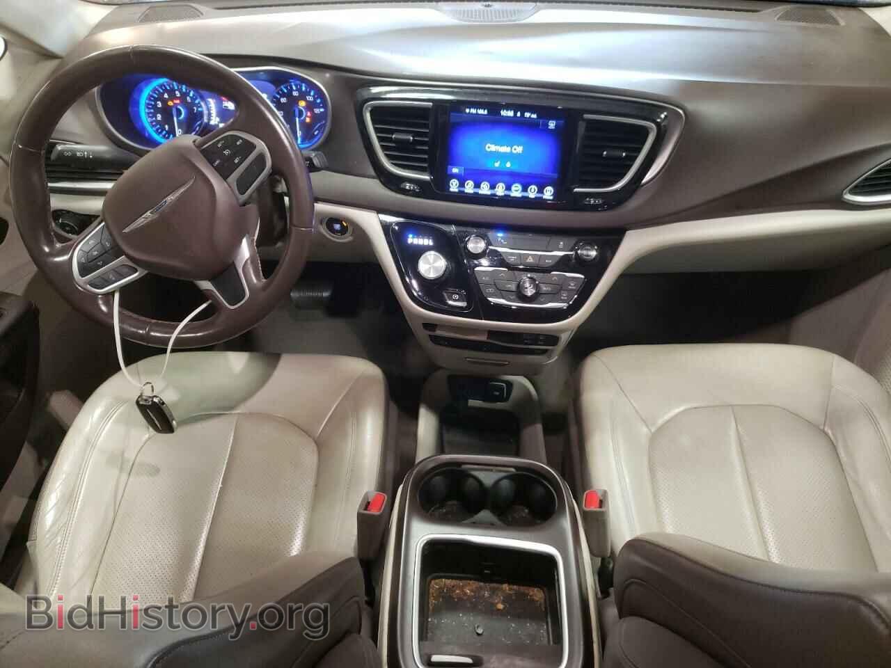 2017 CHRYSLER PACIFICA - VIN: 2C4RC1EGXHR541987 - Photo 8