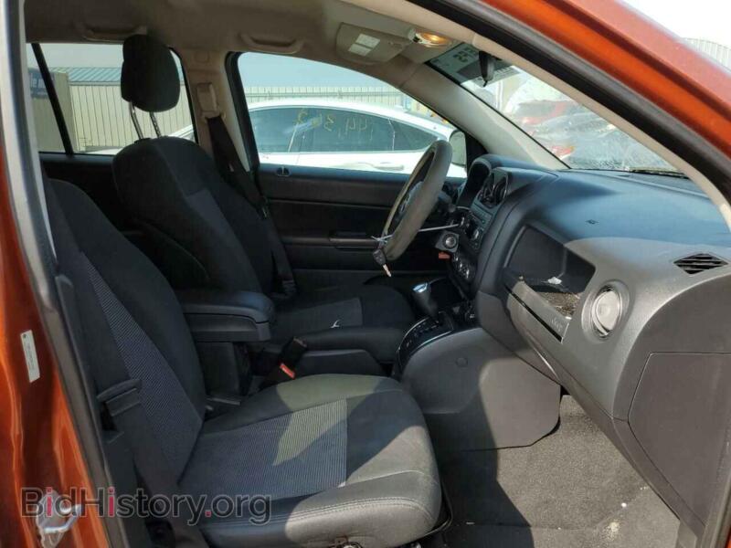 2012 Jeep COMPASS (VIN 1C4NJCEBXCD678167) — photo 5 of 10