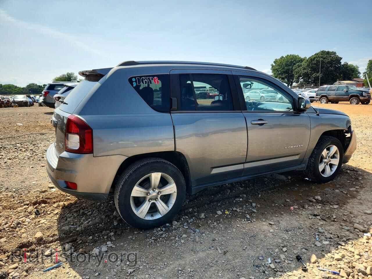 2014 JEEP COMPASS - VIN: 1C4NJCEB9ED507932 - Photo 3