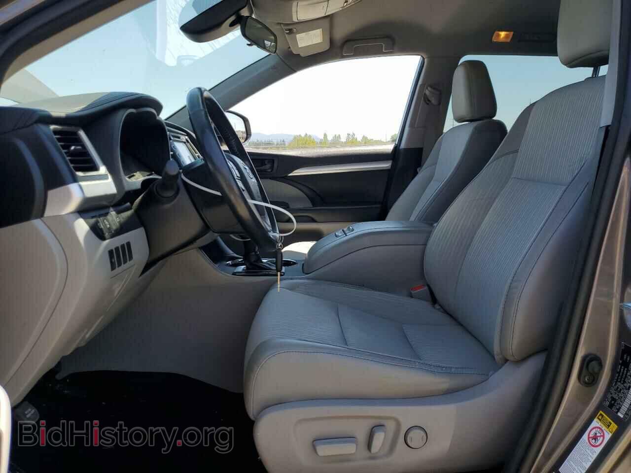 2018 TOYOTA HIGHLANDER - VIN: 5TDBZRFH4JS498332 - Фото 7