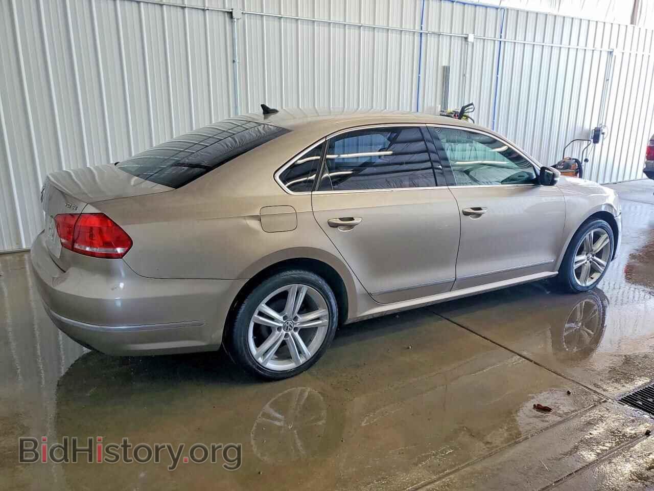 2015 VOLKSWAGEN PASSAT - VIN: 1VWBS7A37FC021596 - Фото 3